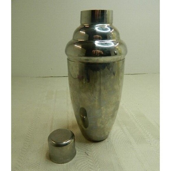 ONEIDA Stainless 18/8 Beverage/Cocktail Shaker 3 Piece 8.5" Tall - Picture 2 of 8
